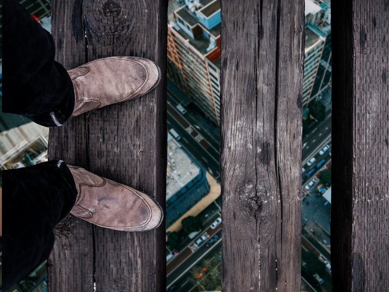 Construcción Antifrágil: Cómo ARKORA Diseña Proyectos que se Fortalecen con la Incertidumbre